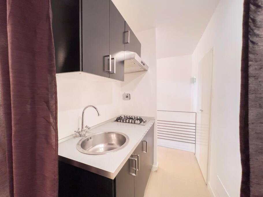 Suite Indipendente Su Due Livelli Rome Bagian luar foto